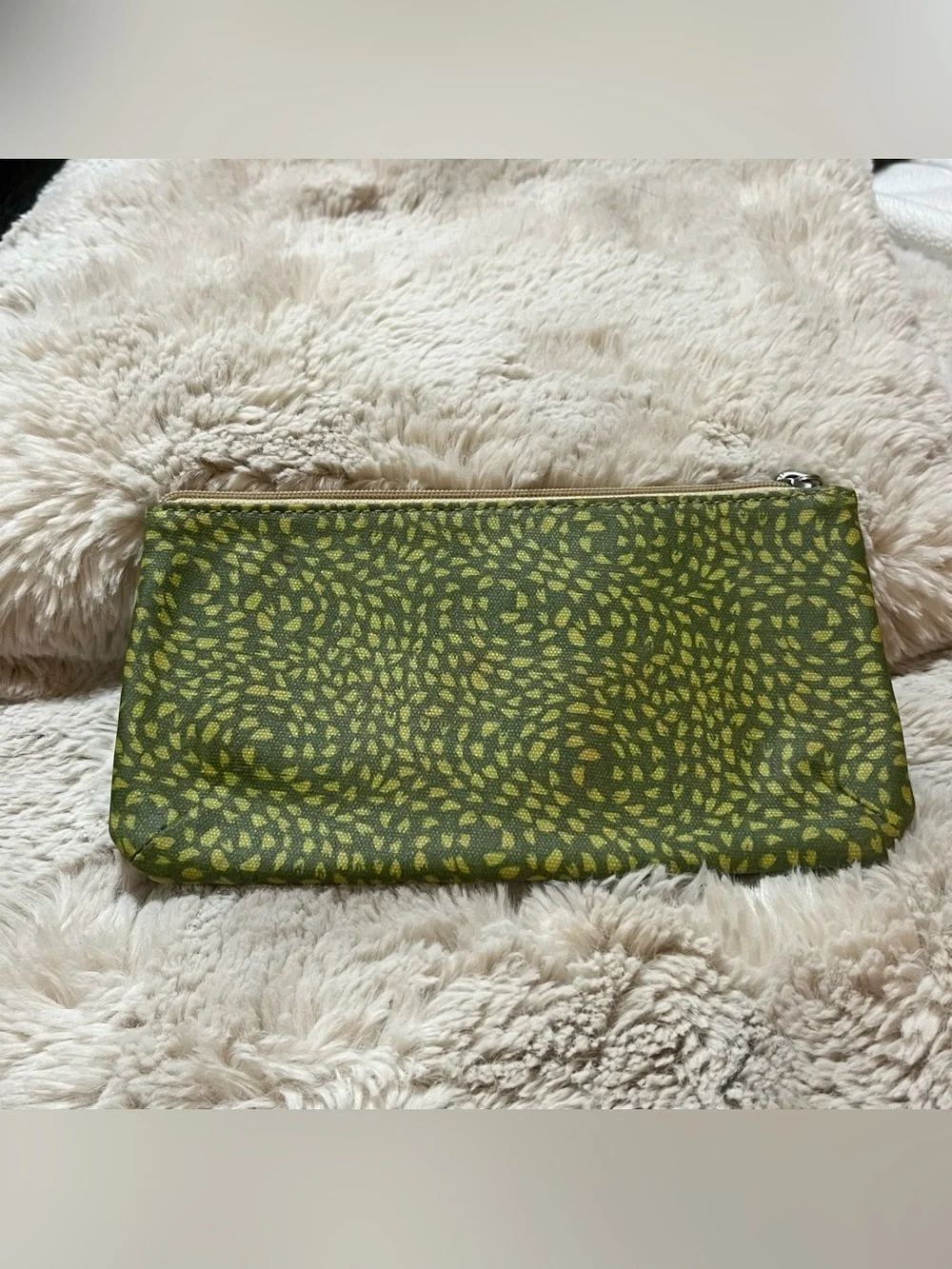 Green Patterned Zip Pouch Clutch - Women's Bag 02-16